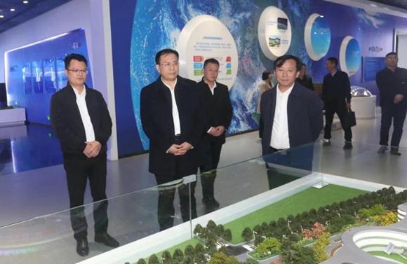 江苏省徐州市委常委、组织部部长薛强一行到9888拉斯维加斯官方网站工场考察调研